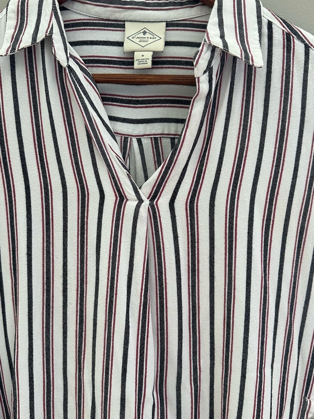 St. John’s Bay Women’s Small Striped Button Side Tunic Blouse - Picture 5 of 10